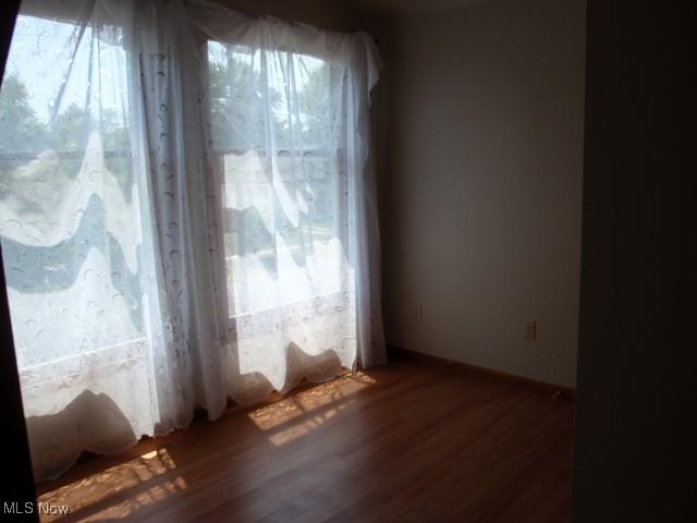 223 8th St, Elyria, OH 44035 - photo 17