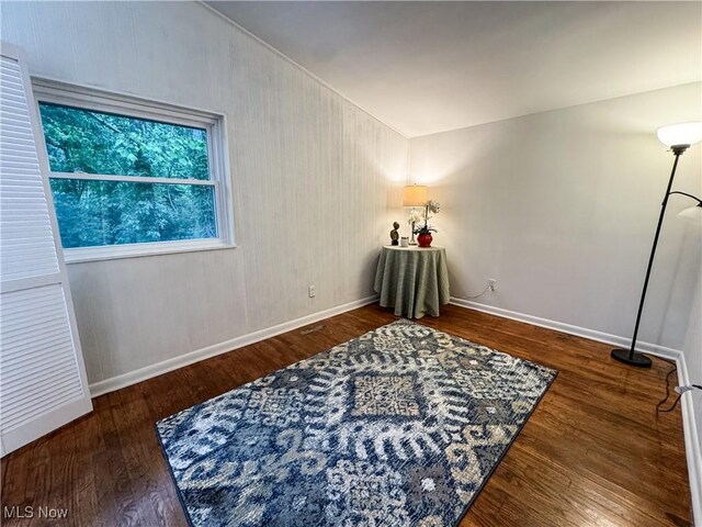 1121 Old Rosemar Rd, Parkersburg, WV 26104 - sitting room with wood finished floors and baseboards