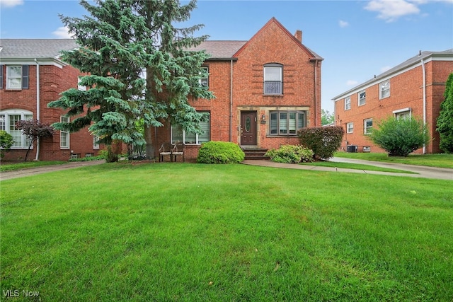 3537 Shannon Rd, Cleveland Heights, OH 44118 - photo 1