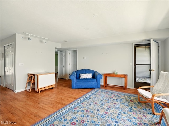 5237 Lake Rd W Unit 1133, Ashtabula, OH 44004 - sitting room featuring light wood-type flooring and baseboards