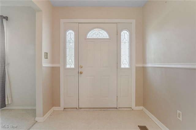 240 S Park Dr, Aurora, OH 44202 - entryway featuring light carpet