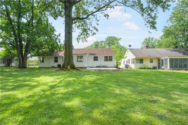 1077 Brandon Rd, Cleveland Heights, OH 44112 - photo 3