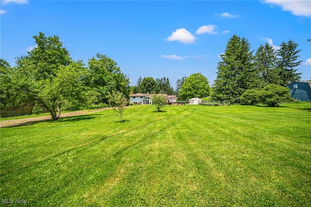 9189 Kingsley Dr, Chagrin Falls, OH 44023 - photo 16