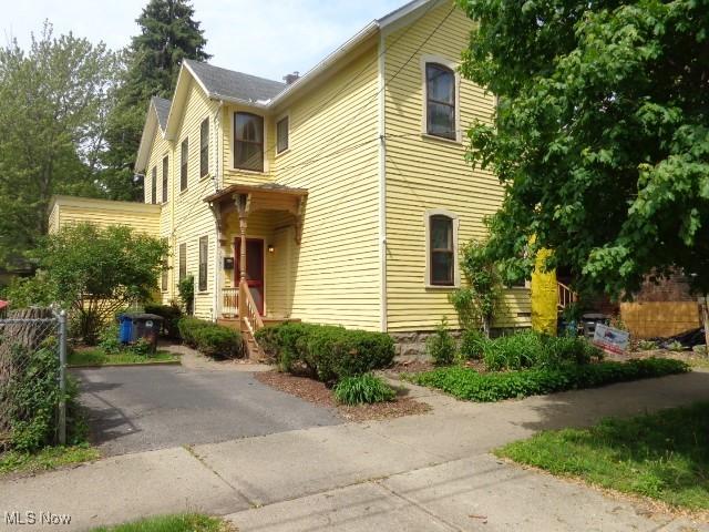 1786 Randall Rd, Cleveland, OH 44113 - photo 5