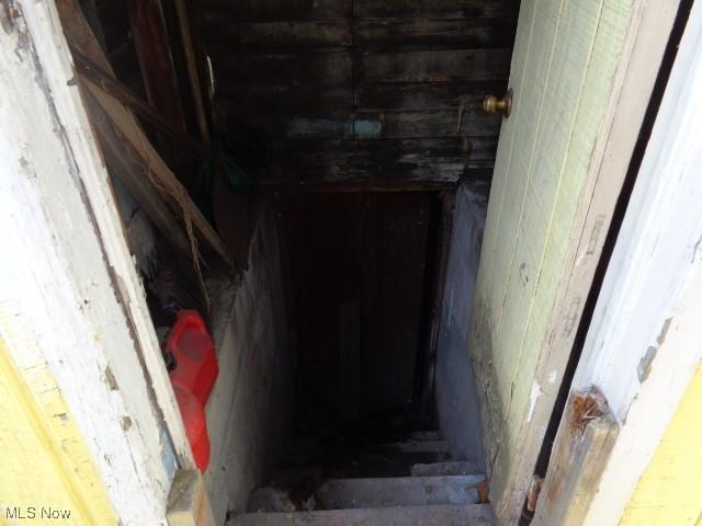 1786 Randall Rd, Cleveland, OH 44113 - photo 24