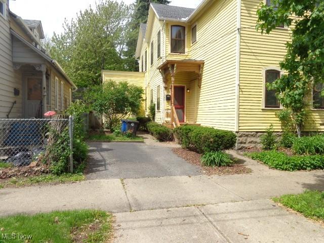 1786 Randall Rd, Cleveland, OH 44113 - photo 3