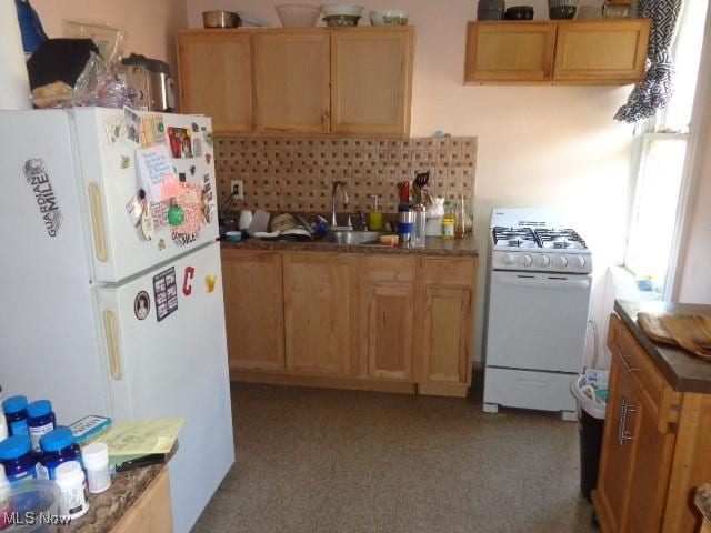 1786 Randall Rd, Cleveland, OH 44113 - photo 19