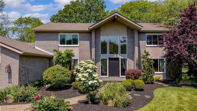 25901 Annesley Rd, Beachwood, OH 44122 - photo 2