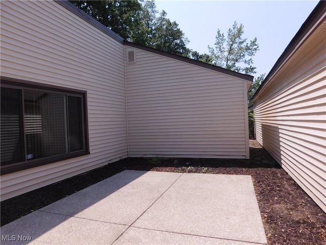 32885 Mills Rd, North Ridgeville, OH 44039 - photo 37