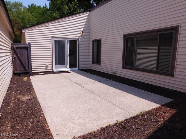 32885 Mills Rd, North Ridgeville, OH 44039 - photo 5