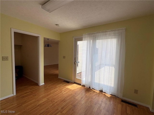 32885 Mills Rd, North Ridgeville, OH 44039 - photo 12