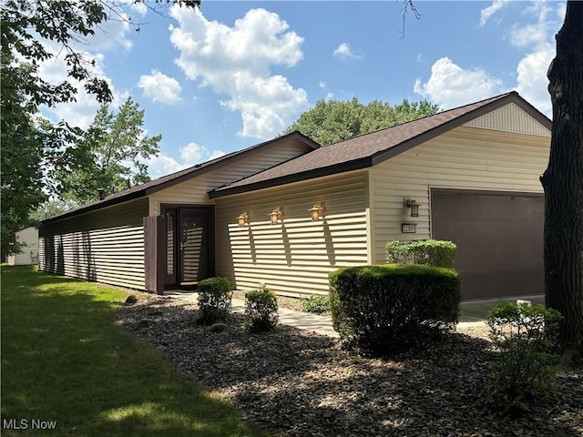 32885 Mills Rd, North Ridgeville, OH 44039 - photo 1