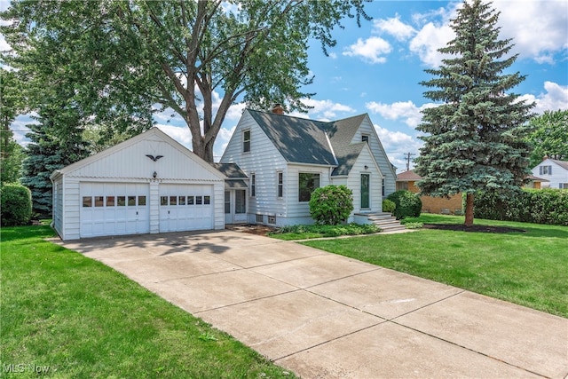 10212 Grace Ave, Garfield Heights, OH 44125 - view of front of home with a front lawn and roof with shingles