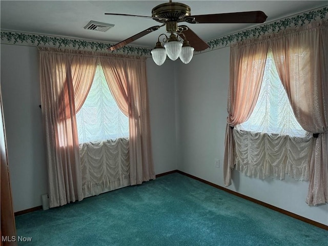 3726 Silvieus St, Ashtabula, OH 44004 - unfurnished room with carpet floors and a ceiling fan