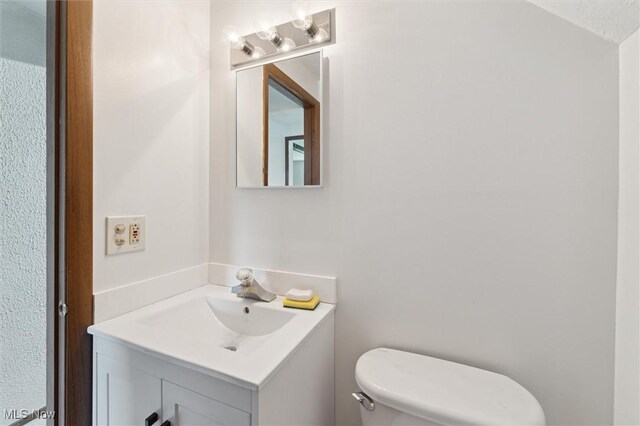 3917 Oxford Dr, Lorain, OH 44053 - bathroom featuring vanity and toilet