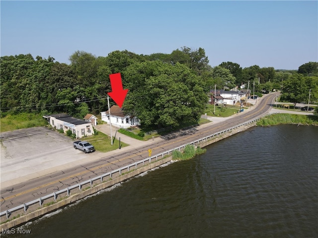 935 Portage Lakes Dr, Coventry Township, OH 44319 - bird's eye view of a nearby body of water