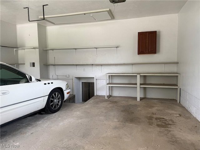 3022 Heatherbrae Dr, Poland, OH 44514 - view of garage