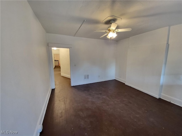 1825 Lakeview Rd, East Cleveland, OH 44112 - unfurnished room featuring a ceiling fan and baseboards