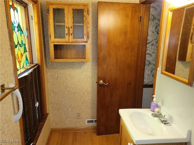 29119 Edgewood Rd, Bay Village, OH 44140 - photo 19