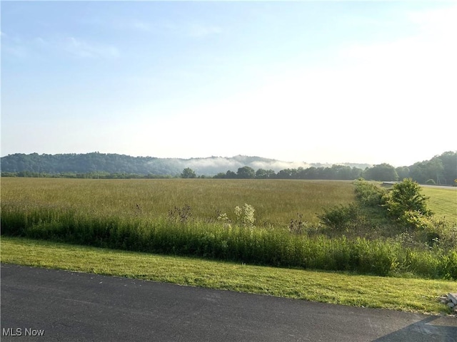 3200 Concorde Dr, Killbuck, OH 44637