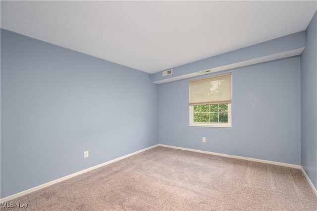 10790 Ravenna Rd Unit 302, Twinsburg, OH 44087 - unfurnished room with carpet