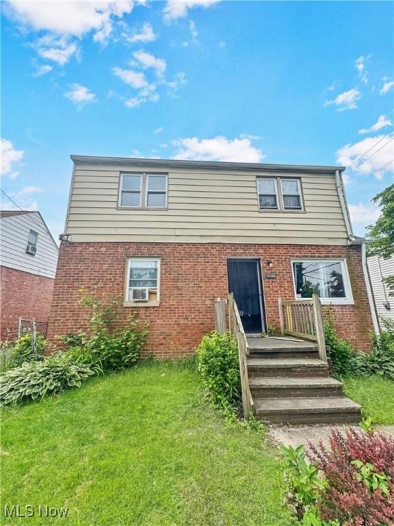 16706 Palda Dr, Cleveland, OH 44128 - photo 1