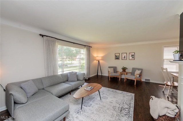 4410 Silsby Rd, University Heights, OH 44118 - living room featuring wood finished floors and baseboards
