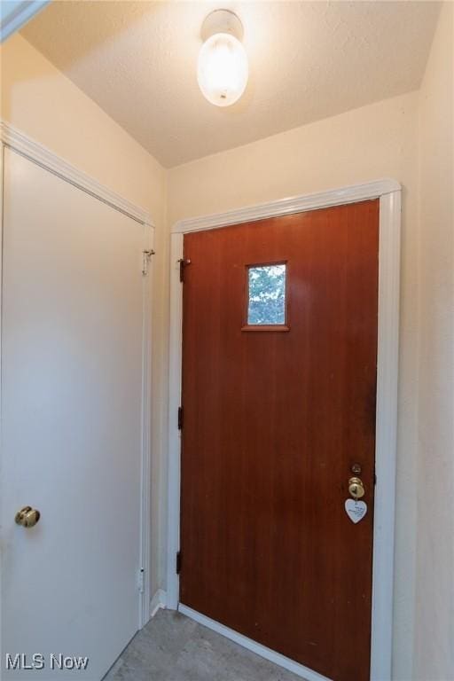 4410 Silsby Rd, University Heights, OH 44118 - view of entryway