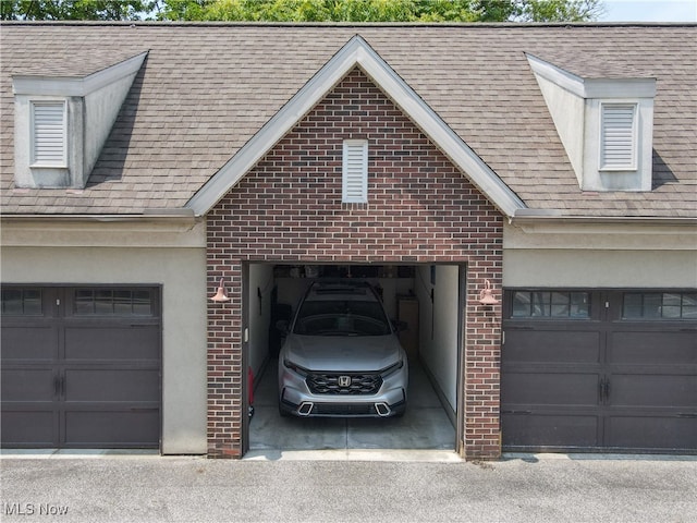 1846 Front St Unit 402, Cuyahoga Falls, OH 44221 - view of garage