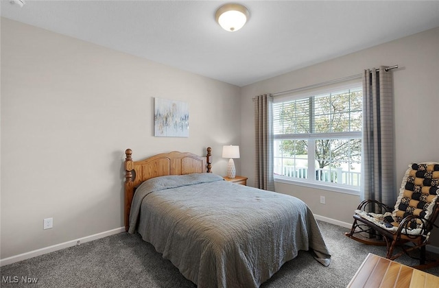13861 Woodhawk Dr, Strongsville, OH 44136 - carpeted bedroom with baseboards