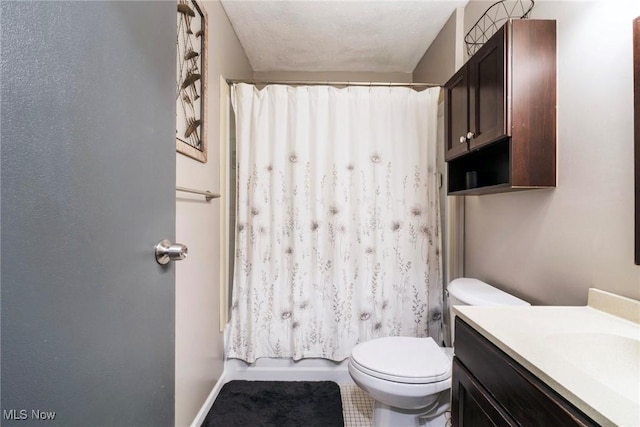 5672 Stanford Ave, Youngstown, OH 44515 - full bathroom featuring vanity and shower / bath combo with shower curtain