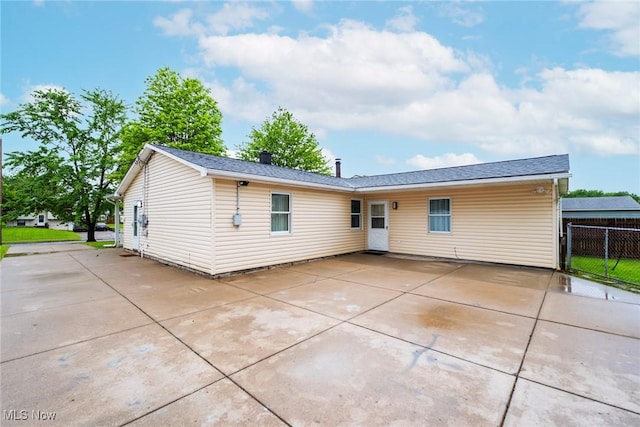 5672 Stanford Ave, Youngstown, OH 44515 - back of house featuring a patio