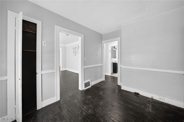 3540 E 154th St, Cleveland, OH 44120 - photo 12