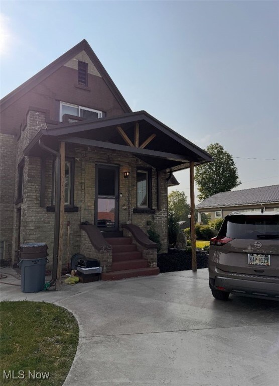593 Dewey Ave, Cadiz, OH 43907 - photo 4
