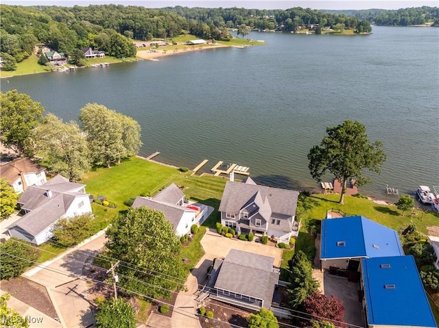 32 E Mohawk Dr, Malvern, OH 44644 - aerial perspective of suburban area with a nearby body of water