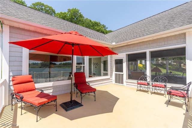 32 E Mohawk Dr, Malvern, OH 44644 - view of patio / terrace