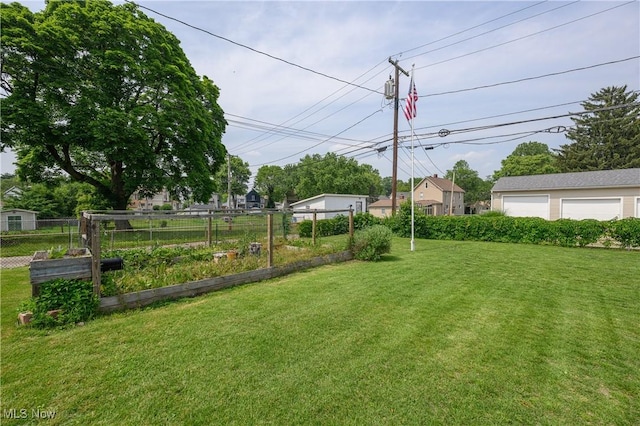 815 N Walnut St, Dover, OH 44622 - view of yard featuring a garden