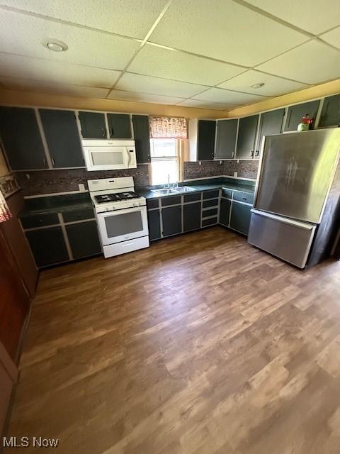 314 N Plum St, Gnadenhutten, OH 44629 - photo 2