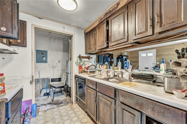 552 Turney Rd Unit A, Bedford, OH 44146 - kitchen with light countertops and light floors