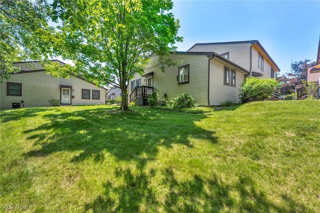 552 Turney Rd Unit A, Bedford, OH 44146 - view of green lawn