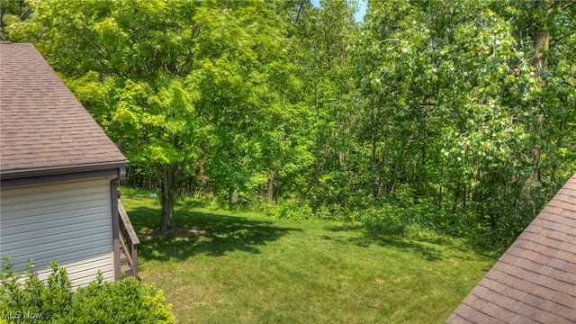 552 Turney Rd Unit A, Bedford, OH 44146 - view of green lawn