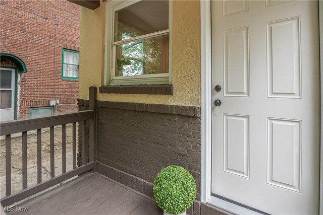 1967 Tonawanda Ave, Akron, OH 44305 - entrance to property with brick siding