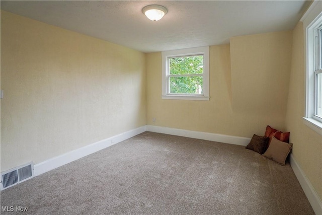 1967 Tonawanda Ave, Akron, OH 44305 - spare room featuring carpet