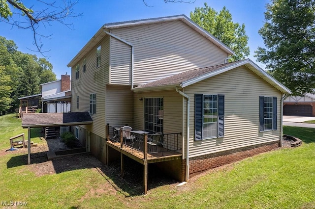 106 Wedgewood Dr, Parkersburg, WV 26104 - back of property featuring a wooden deck and a yard