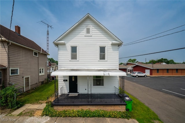 326 N Park Ave, Alliance, OH 44601 - view of front of house with covered porch and uncovered parking