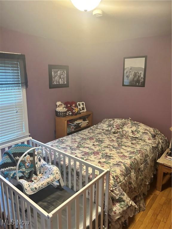 7438 Westview Dr, Youngstown, OH 44512 - bedroom featuring hardwood / wood-style floors