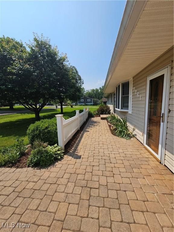 7261 Austin Dr, Mcconnelsville, OH 43756 - view of patio