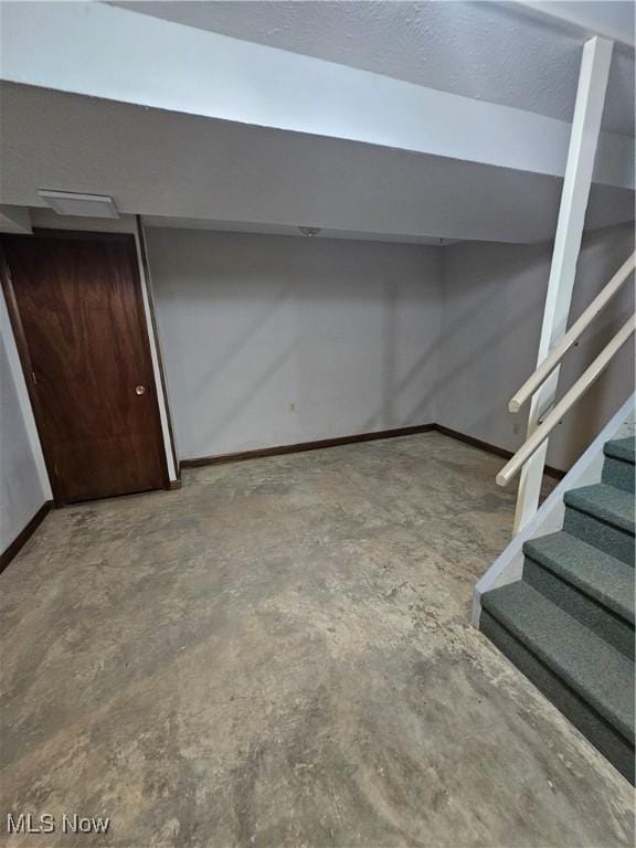 7261 Austin Dr, Mcconnelsville, OH 43756 - finished basement featuring baseboards