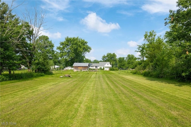 14203 Hatfield Rd, Rittman, OH 44270 - view of green lawn