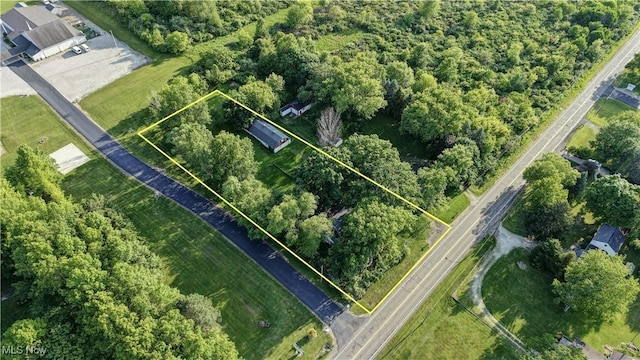 2335 Southway St SW, Massillon, OH 44646 - aerial overview of property's location featuring property boundaries highlighted